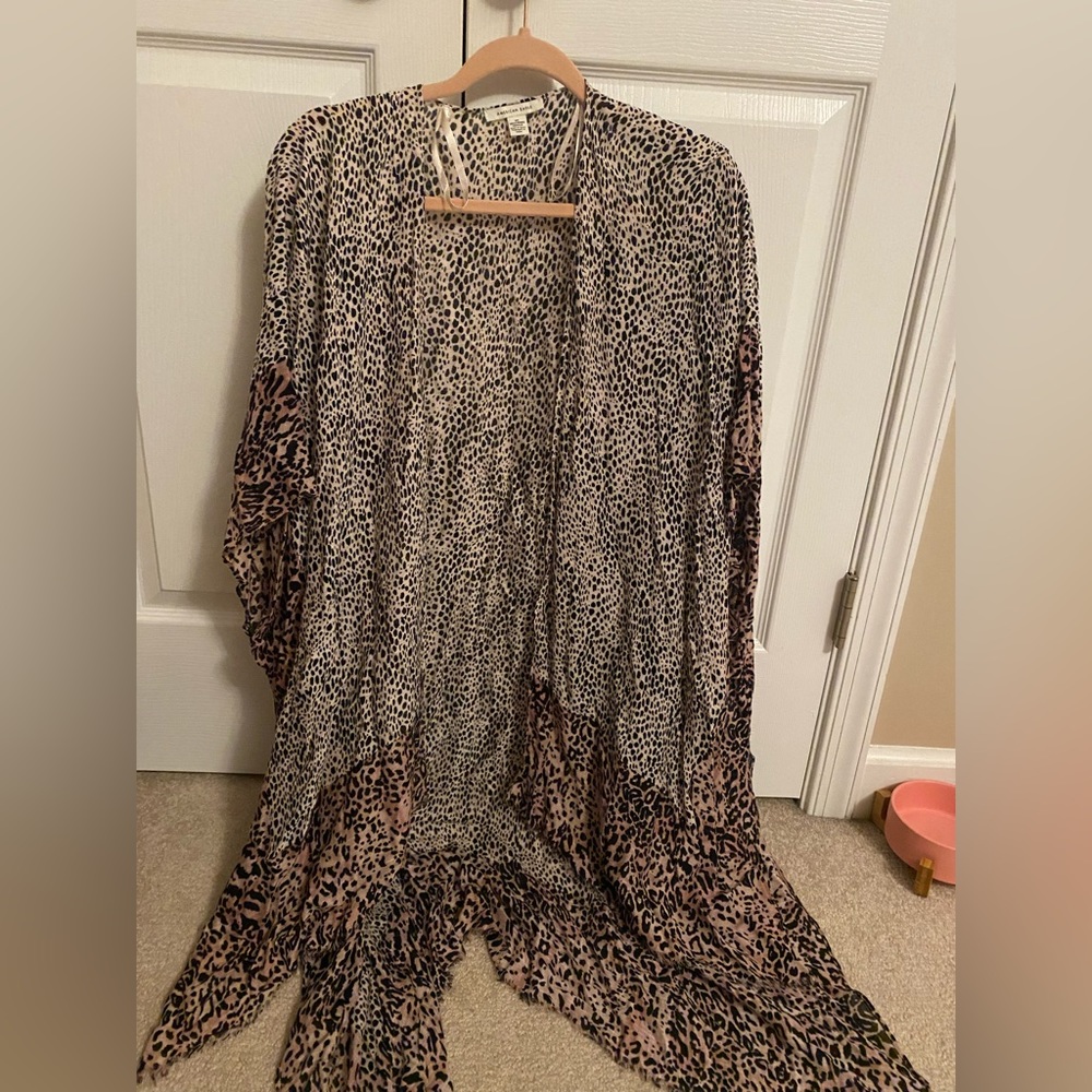 American Eagle, Size S, Cheetah Kimono
